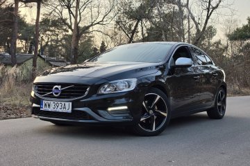 Volvo S60  2.0 R-Desing Skóry Harman Kardon Super Stan !