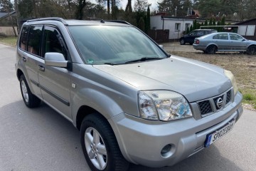 Nissan X-Trail 2.0  4x4  Klimatyzacja Niski Przebieg !!
