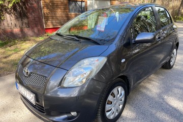 Toyota Yaris 1.3 5-Drzwi Klimatyzacja Niski Przebieg!